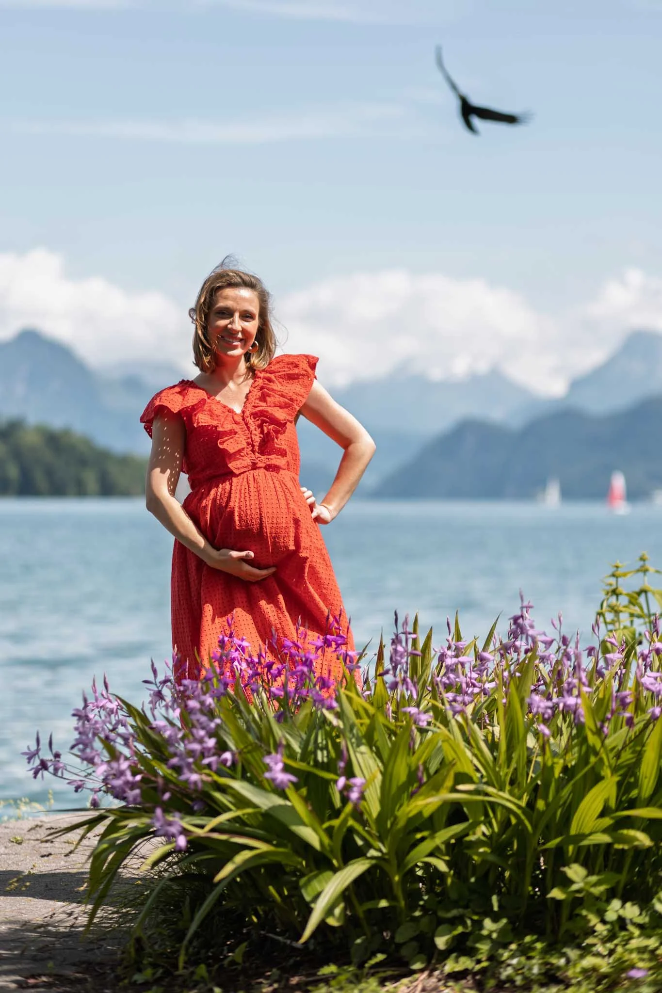 Babybauch Shooting Luzern – schwangere Frau im natürlichen Licht