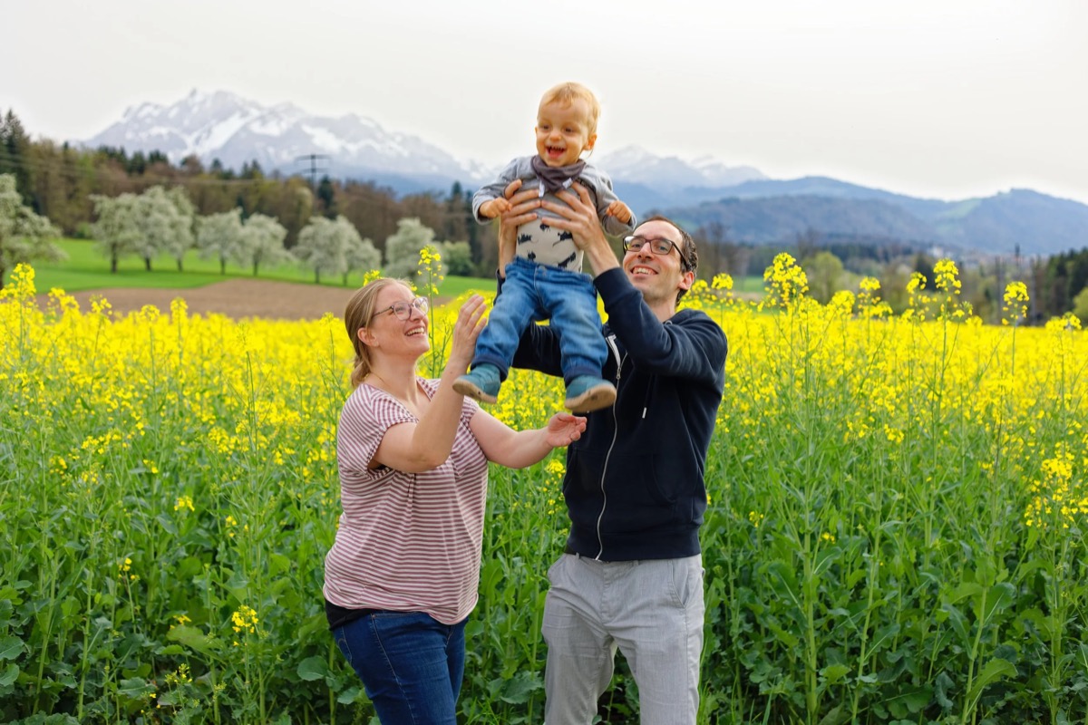Familienfotos Luzern – natürliche Momente im Freien