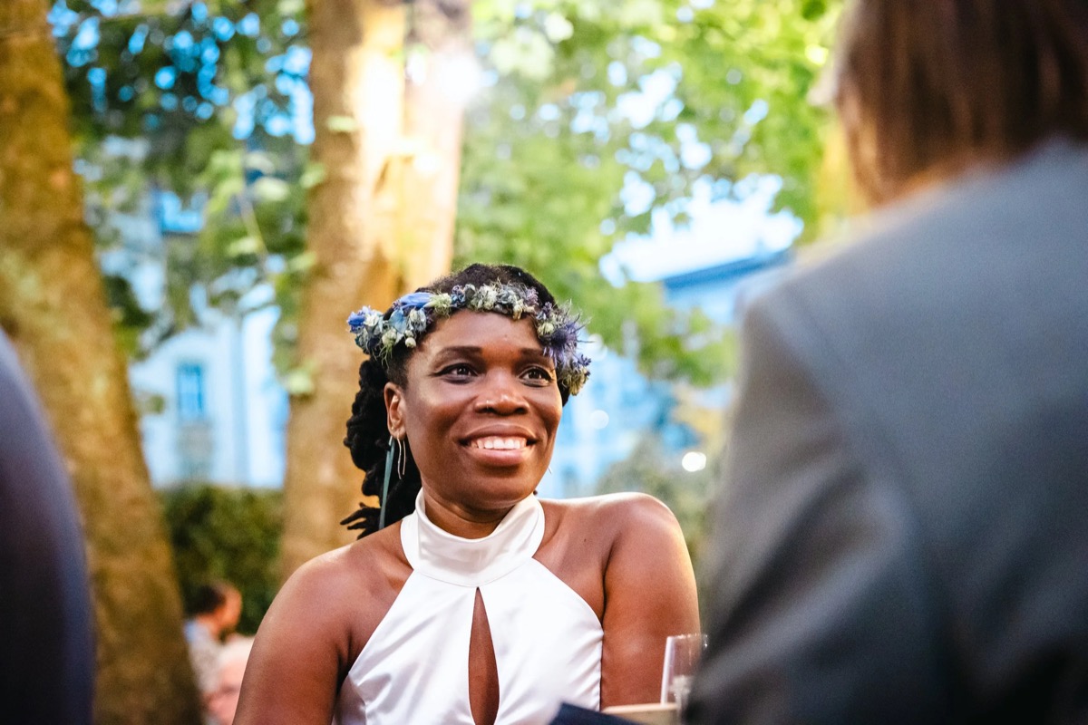 Brautpaar beim Tanz – Hochzeitsfotografie