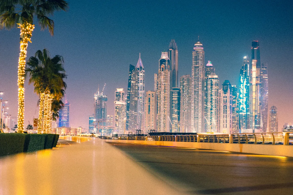 Lightroom Preset Neon Nights – cinematischer Nacht-Look